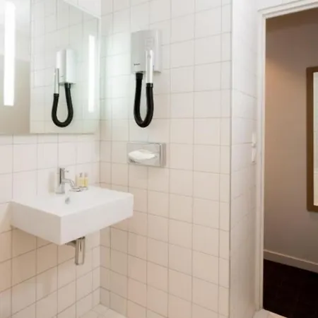 Hotel Mirabeau Eiffel Paris