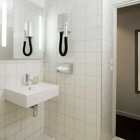 Mirabeau Eiffel Hotel 3*