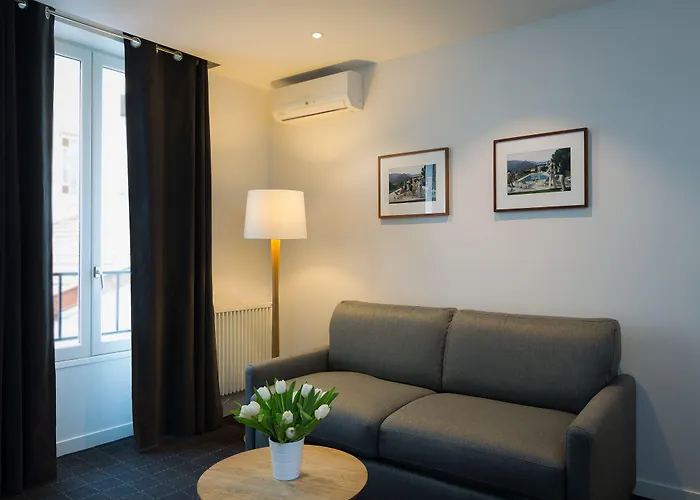 Mirabeau Eiffel 3* Париж