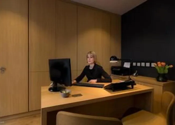 Hotel Mirabeau Eiffel 3*