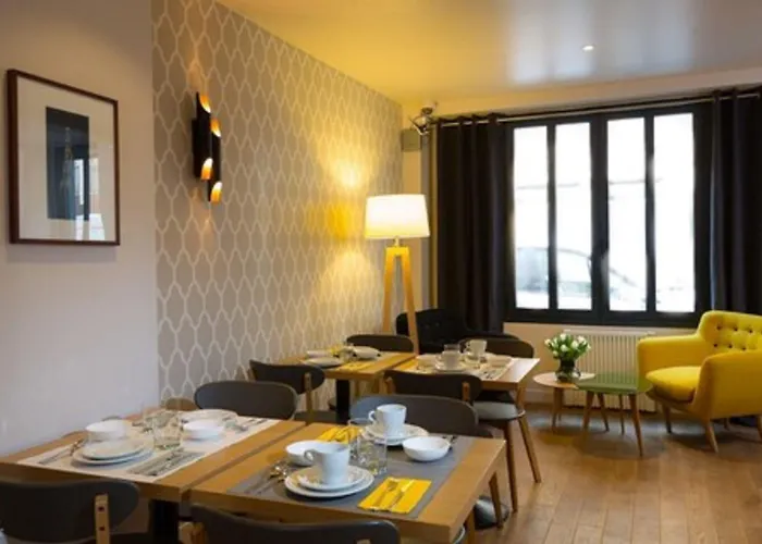 Hotel Mirabeau Eiffel