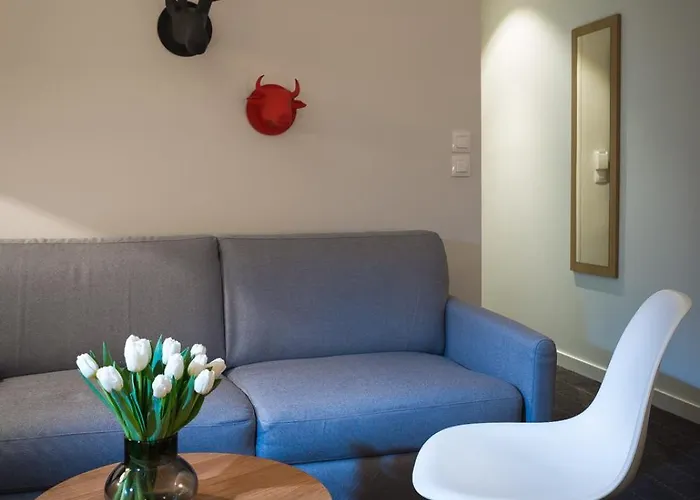 Hotel Mirabeau Eiffel 3*