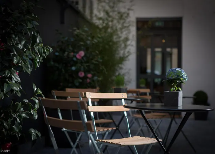 Hotel Mirabeau Eiffel Paris