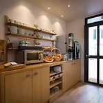 Hotel Mirabeau Eiffel Paris