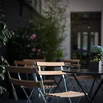 Hotel Mirabeau Eiffel Paris